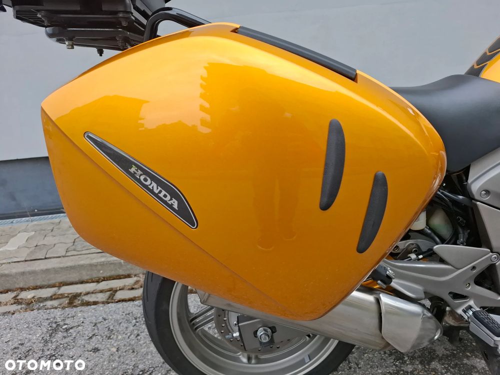 Honda CBF - 17