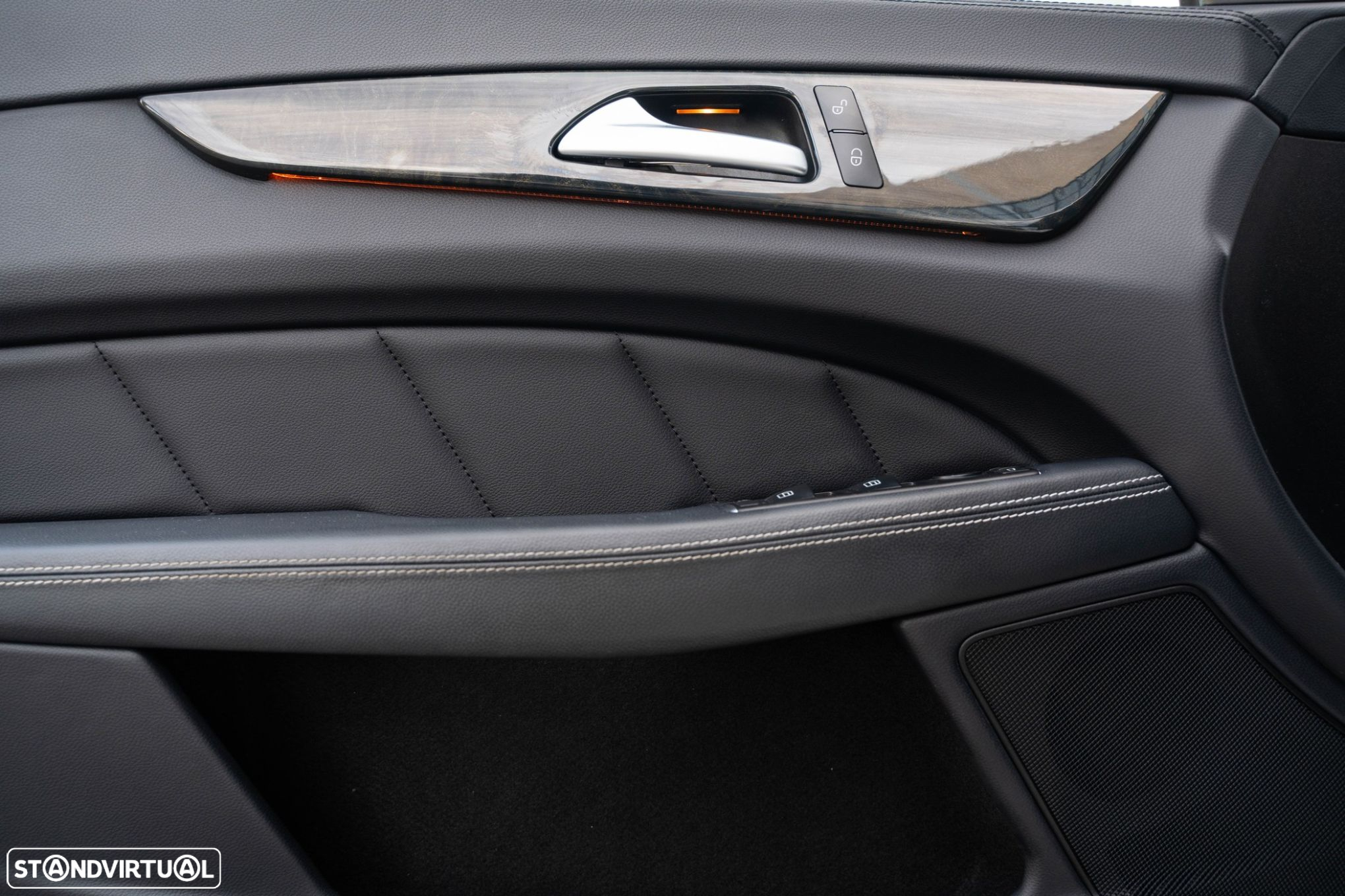 Mercedes-Benz CLS 350 d - 21