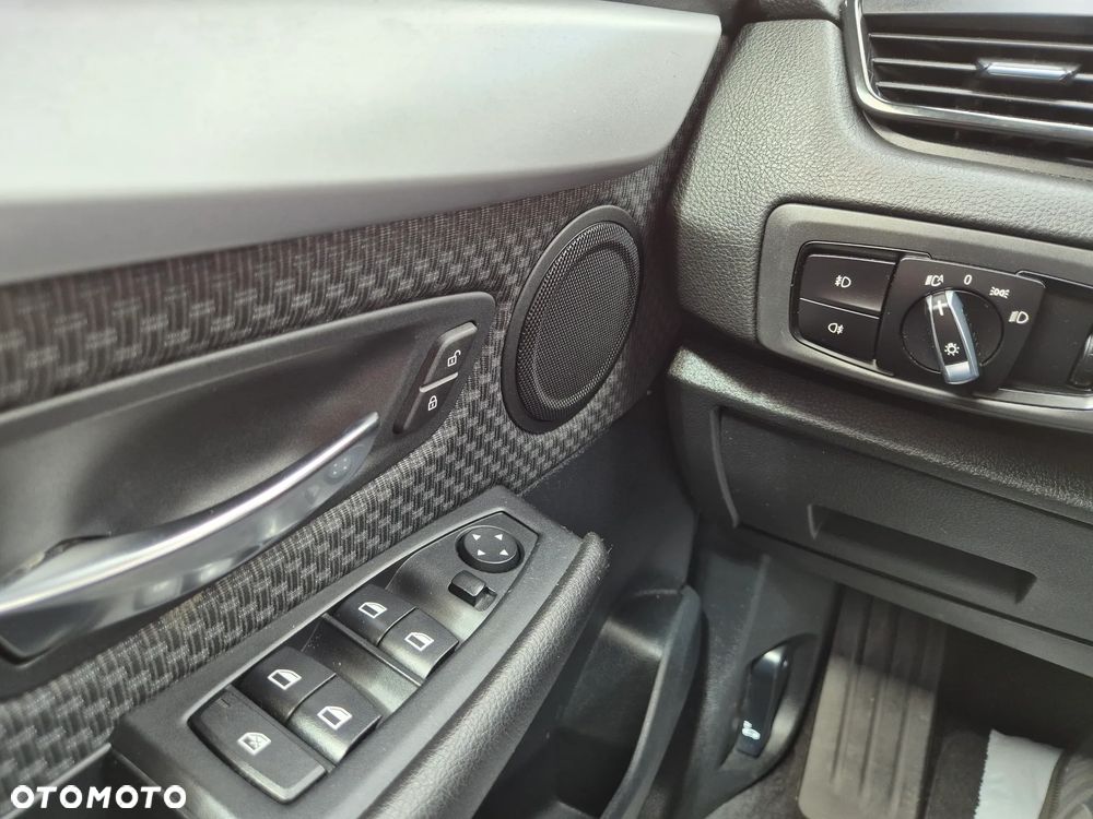 BMW Seria 2 218d Sport-Aut Luxury Line - 37