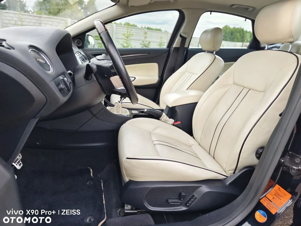 Ford Mondeo 2.5 Ghia X - 10