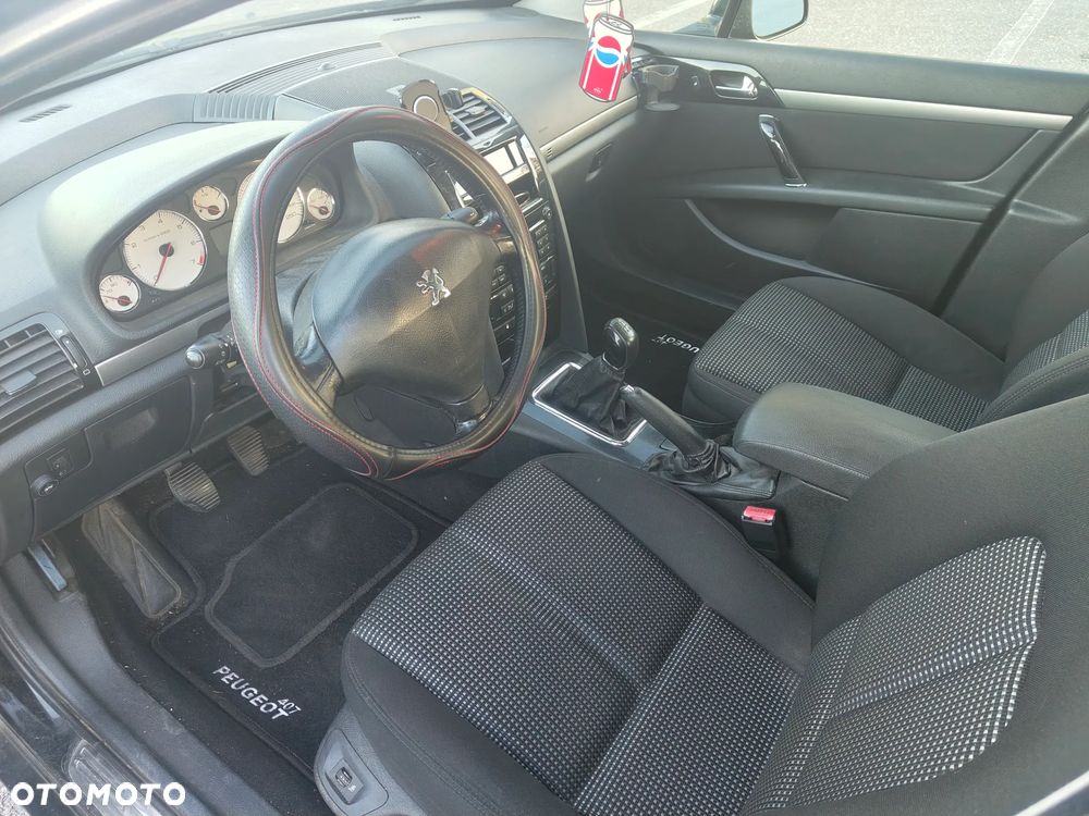 Peugeot 407 - 13