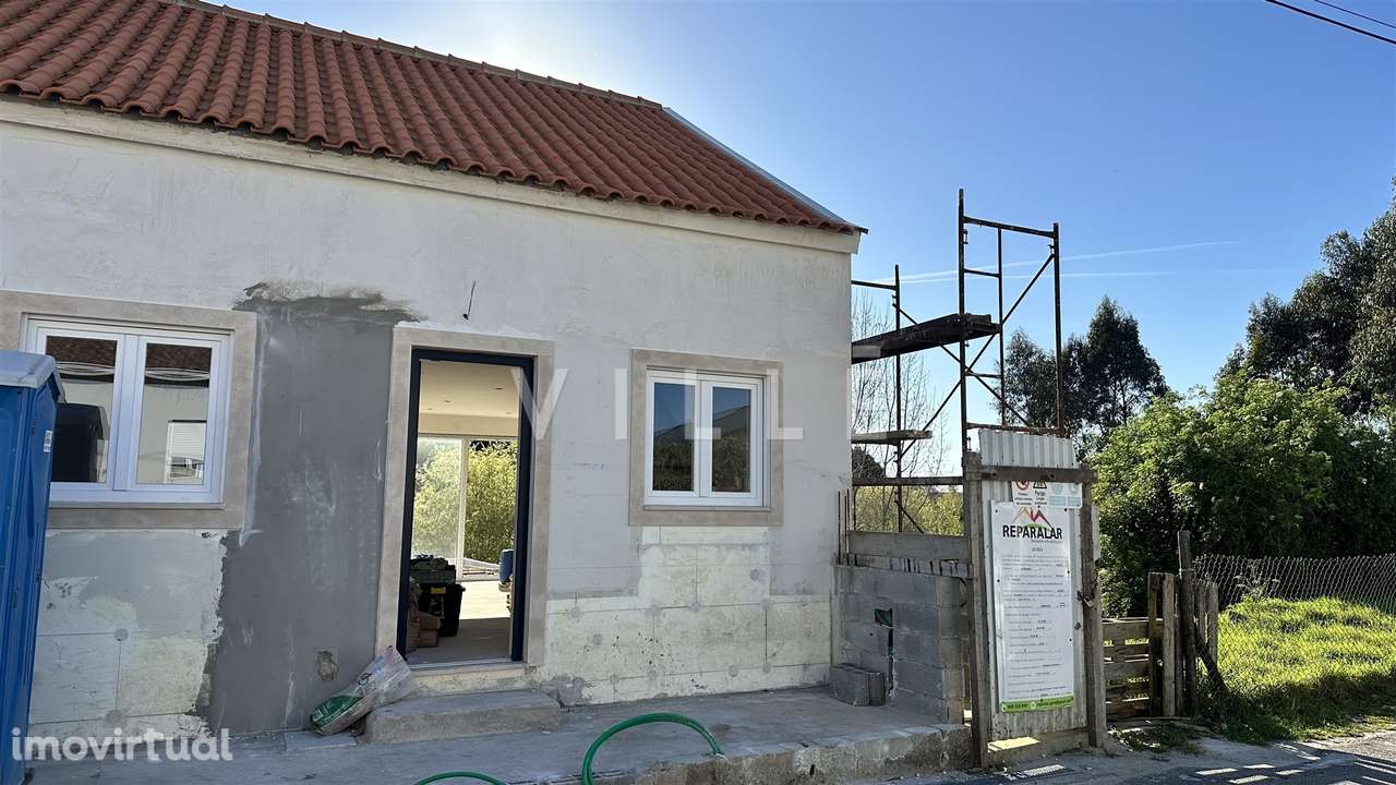 Moradia T3 reabilitada - Conforto quotidiano com elegância intemporal - Grande imagem: 2/11