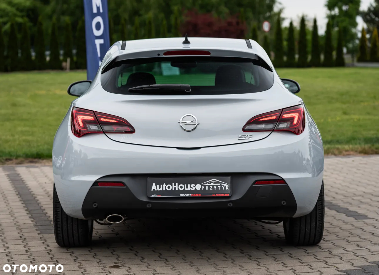 Opel Astra GTC 1.4 Turbo - 9