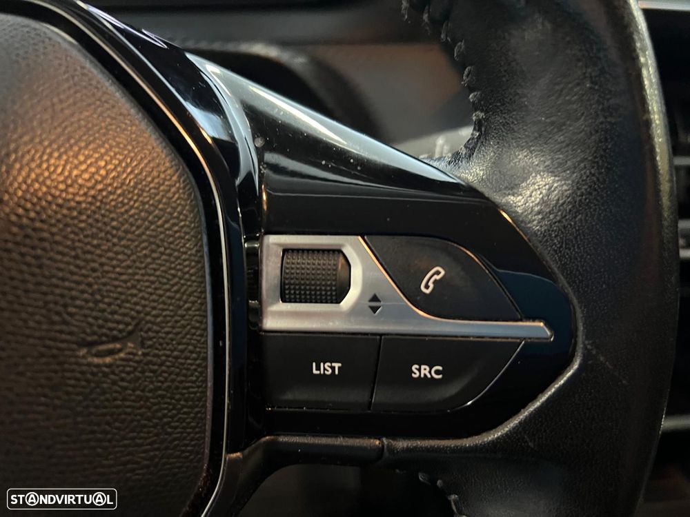 Peugeot 208 1.2 PureTech Active Pack - 30