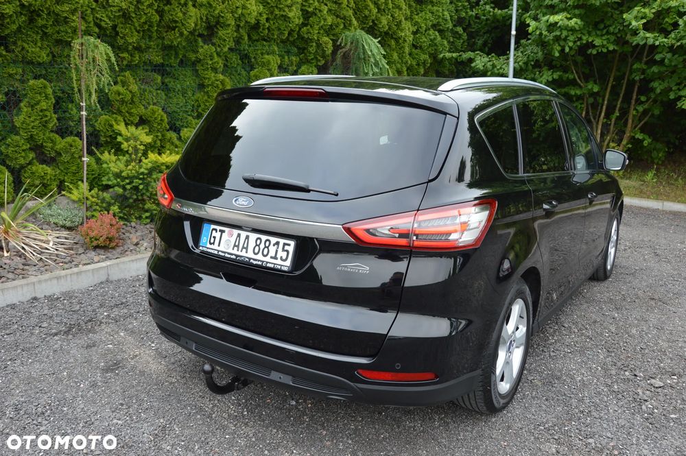 Ford S-Max - 21
