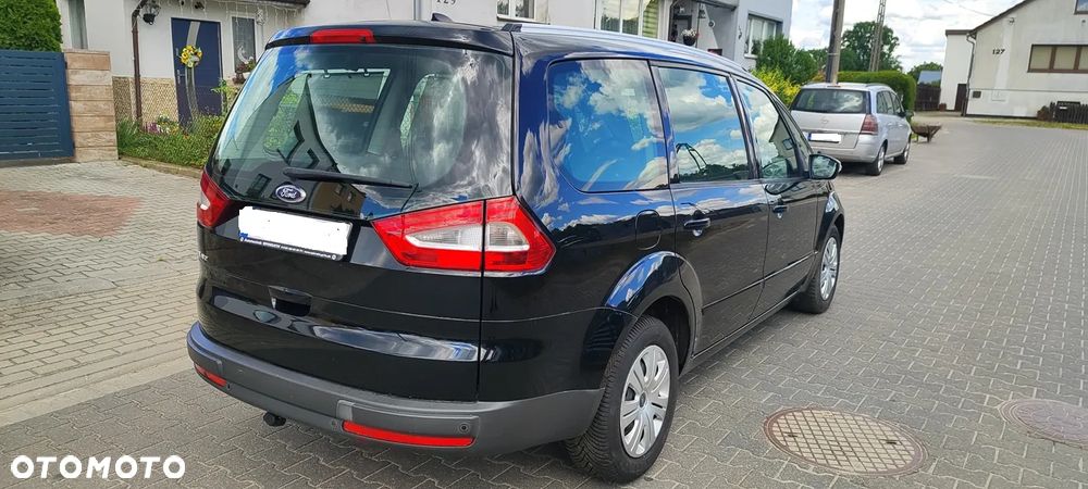 Ford Galaxy - 4