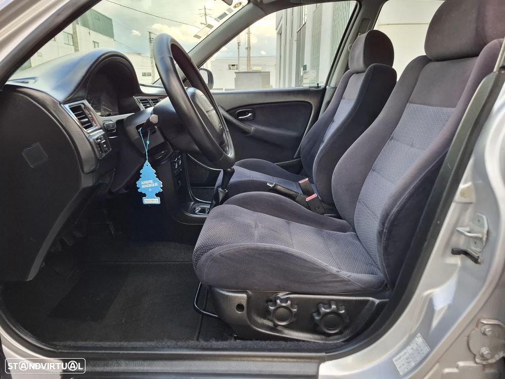 Honda Civic 1.4i S - 6