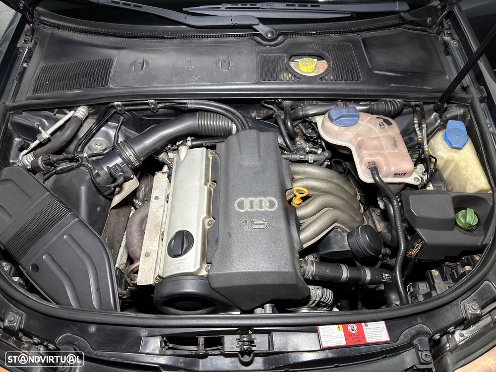 Audi A4 1.6 Sport - 17