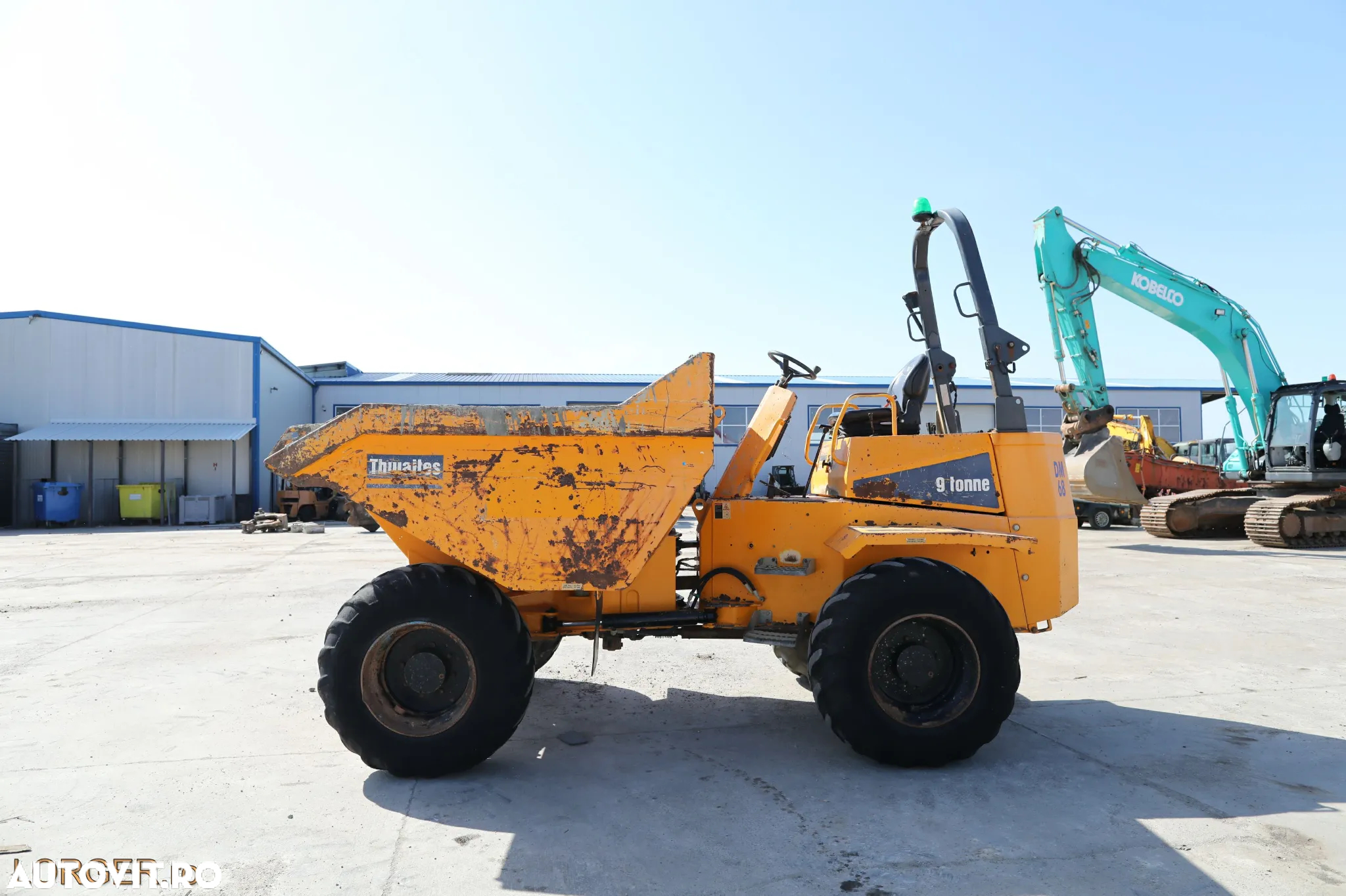 Thwaites Mach 2090 - 10