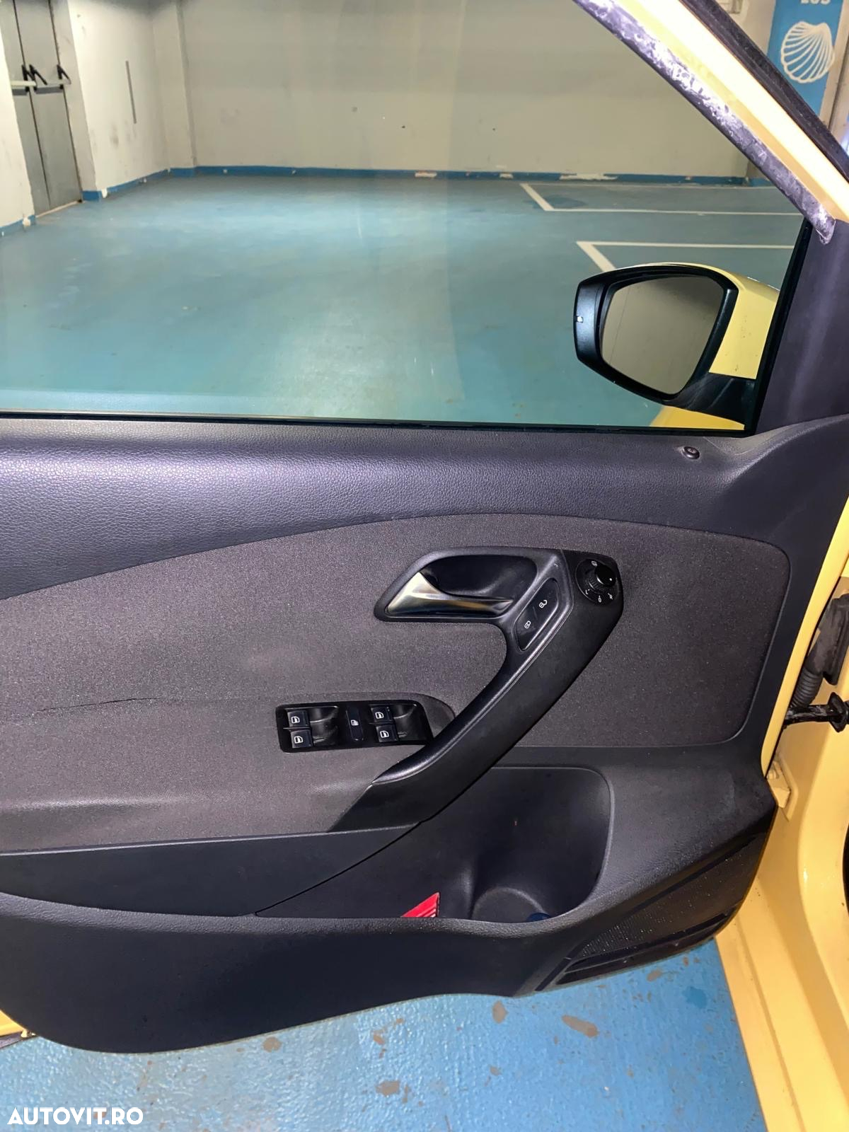 Volkswagen Polo 1.6 TDI CR DPF Comfortline - 15