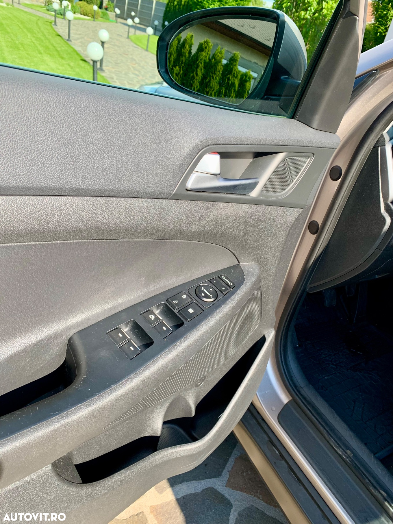 Hyundai Tucson 2.0 CRDI 4WD Advantage - 23