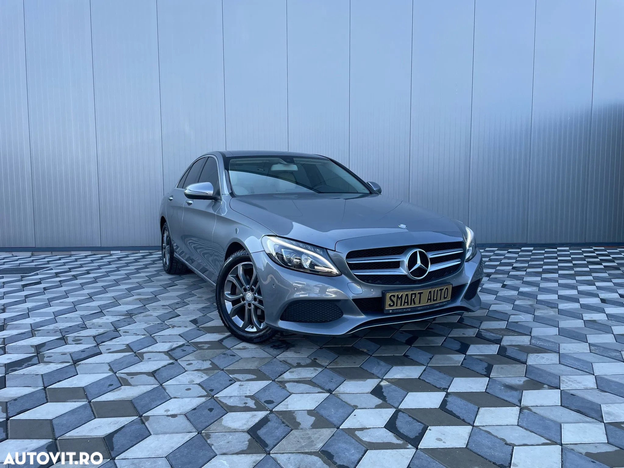 Mercedes-Benz C - 2