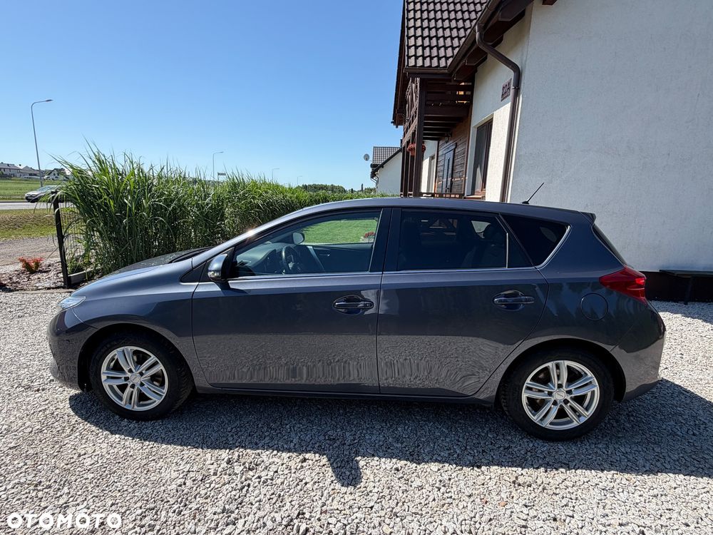 Toyota Auris 1.6 MultiMode Executive - 5