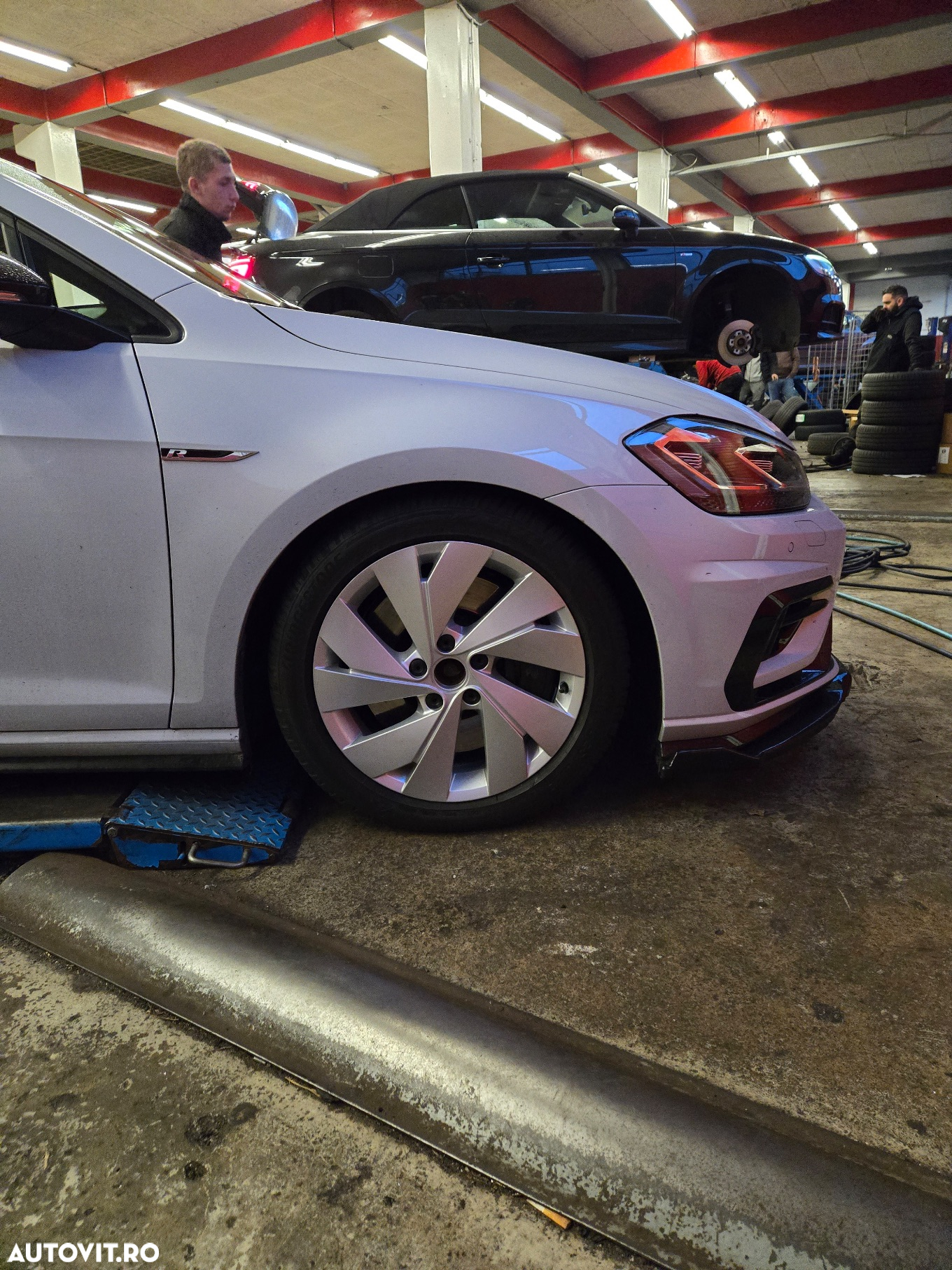 Volkswagen Golf 2.0 TSI DSG R - 20