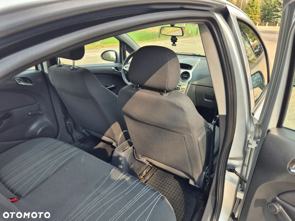 Opel Corsa 1.2 16V Edition - 12