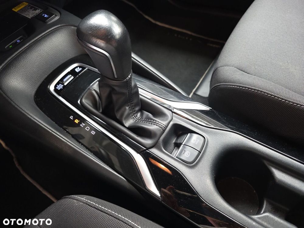 Toyota Corolla 1.8 Hybrid Comfort - 22