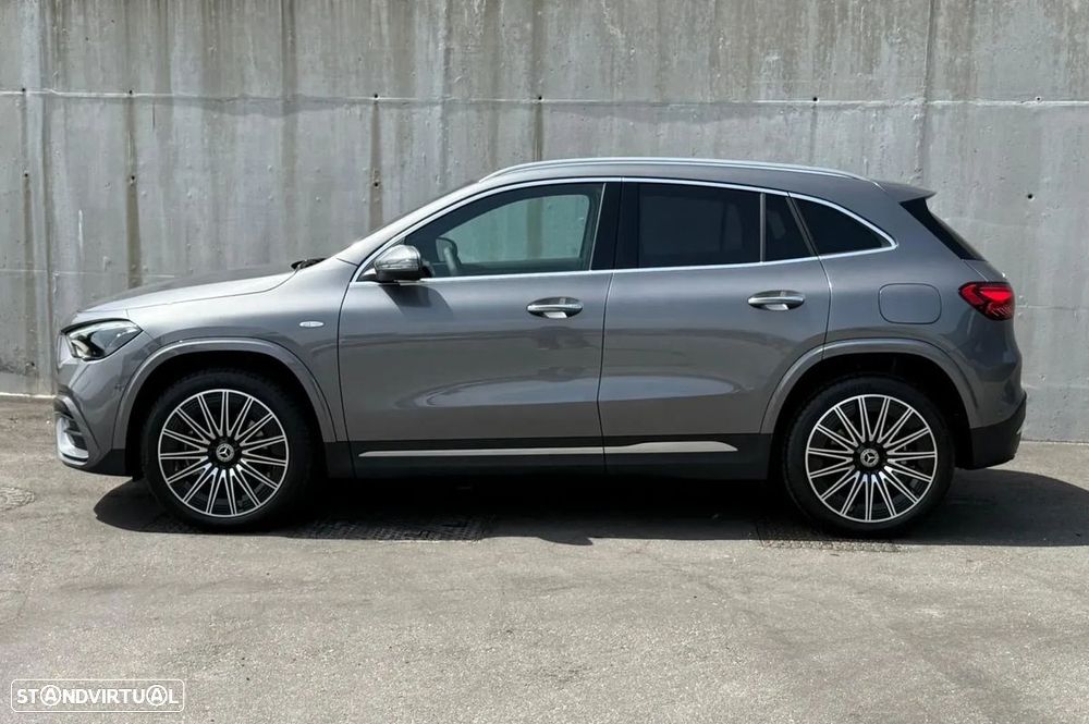 Mercedes-Benz GLA 250 e AMG Line - 3