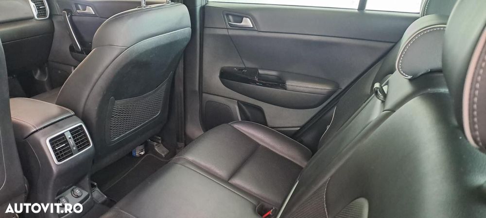Kia Sportage 1.6 T-GDI 7DCT 4x4 GT Line - 12
