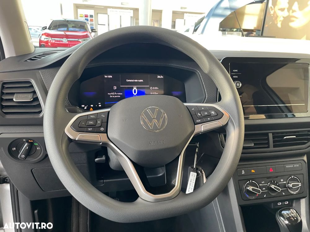 Volkswagen T-Cross - 13
