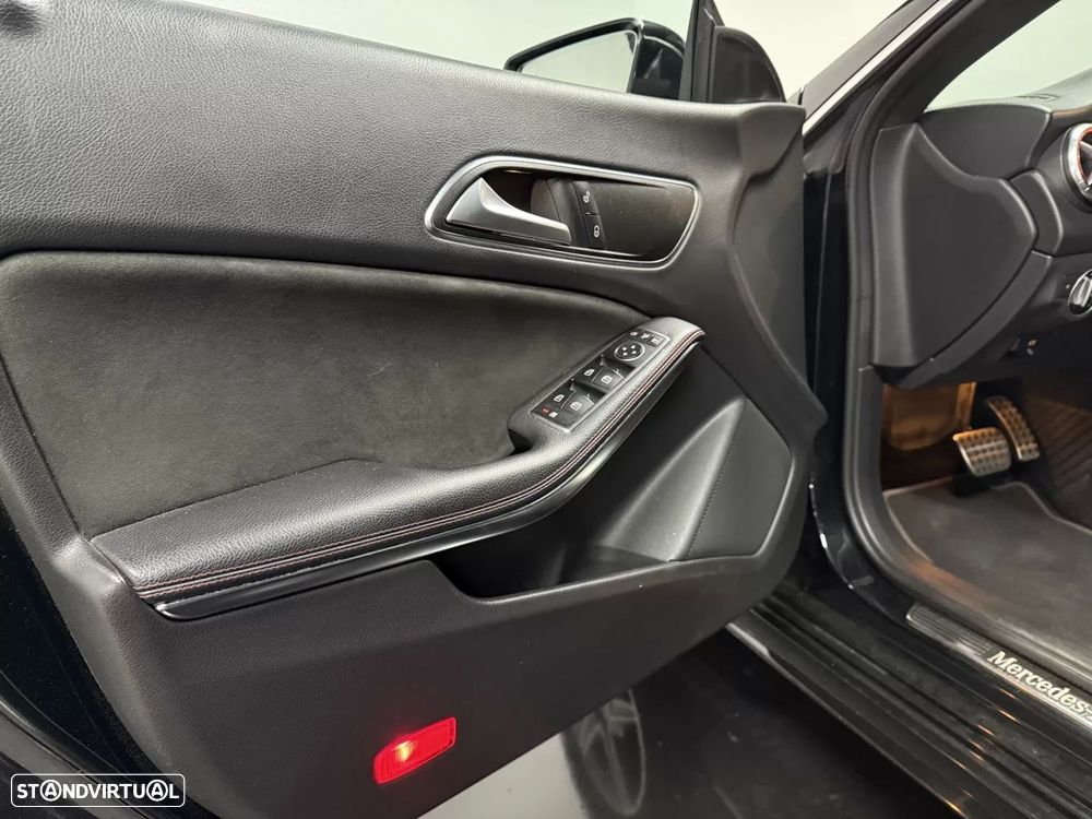 Mercedes-Benz CLA 200 d Shooting Brake AMG Line Aut. - 27