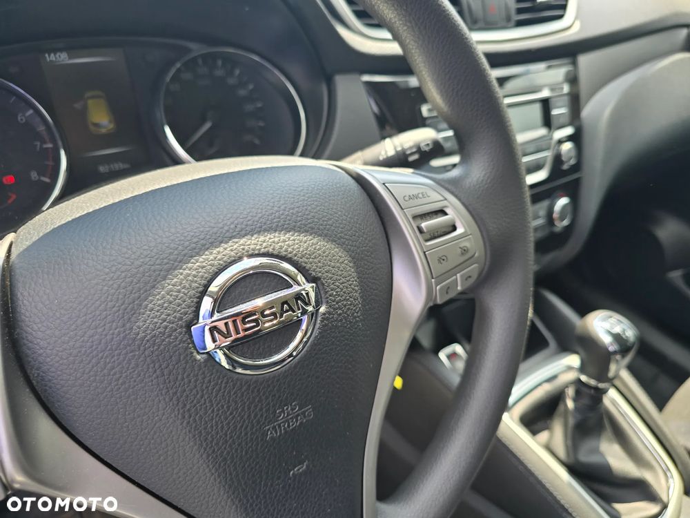 Nissan Qashqai 1.2 DIG-T N-Vision - 21