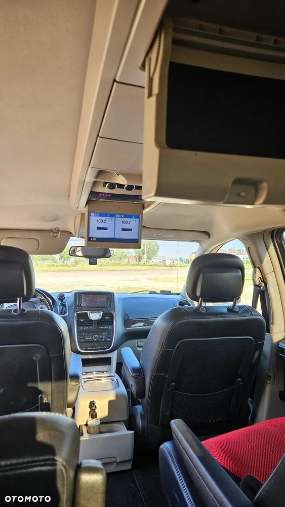 Chrysler Town & Country 3.6 Touring - 7