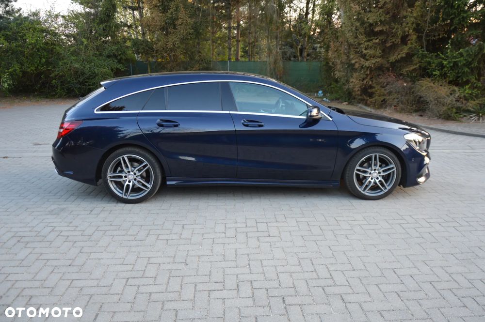 Mercedes-Benz CLA 180 d AMG Line - 10