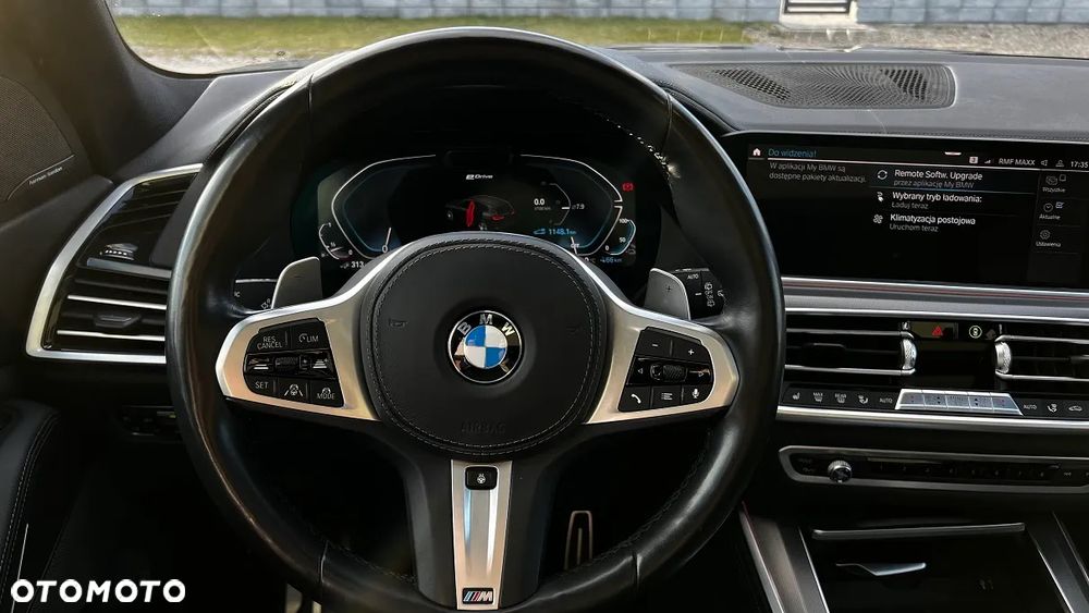 BMW X5 xDrive45e - 32