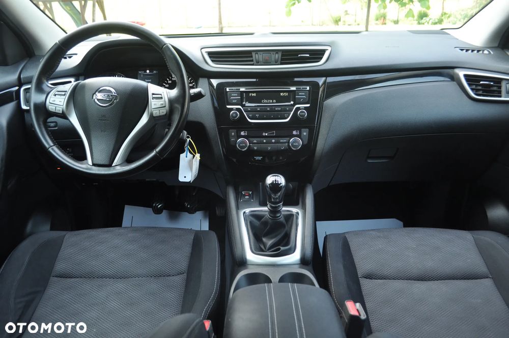 Nissan Qashqai 1.6 DIG-T Acenta - 26