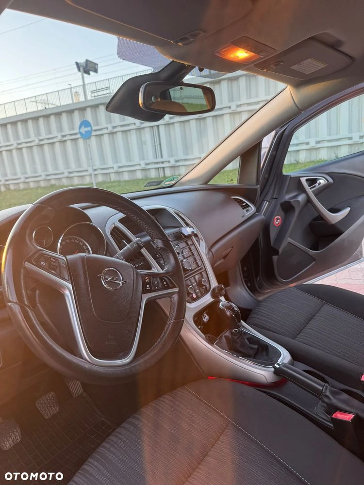 Opel Astra 1.7 CDTI - 12