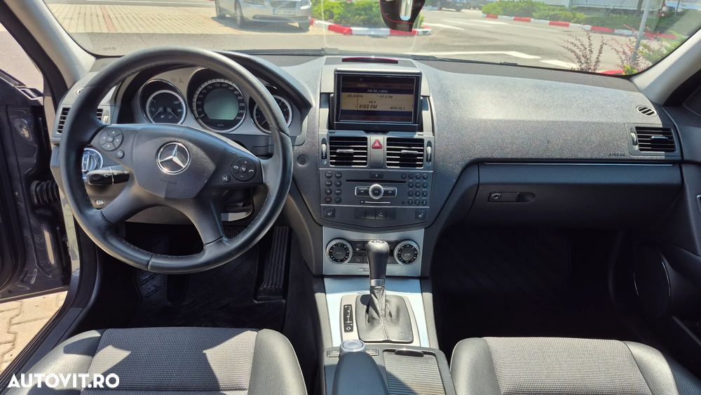 Mercedes-Benz C 200 CGI Automatik BlueEFFICIENCY Avantgarde - 27