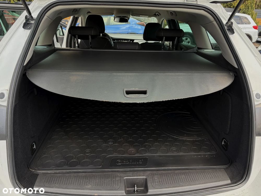 Opel Astra 1.4 T Sport S&S - 35