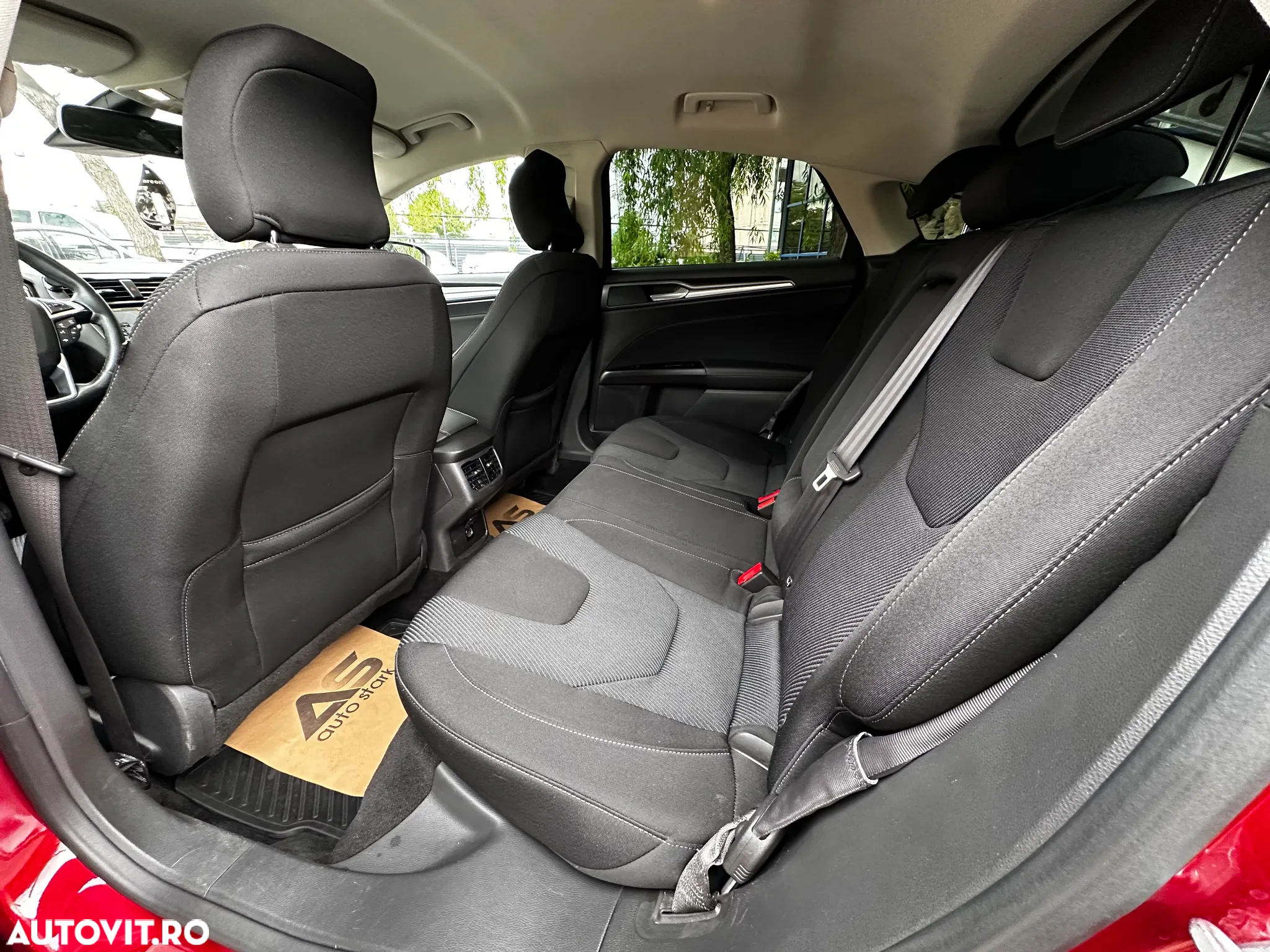 Ford Mondeo 2.0 TDCi Powershift Titanium - 17