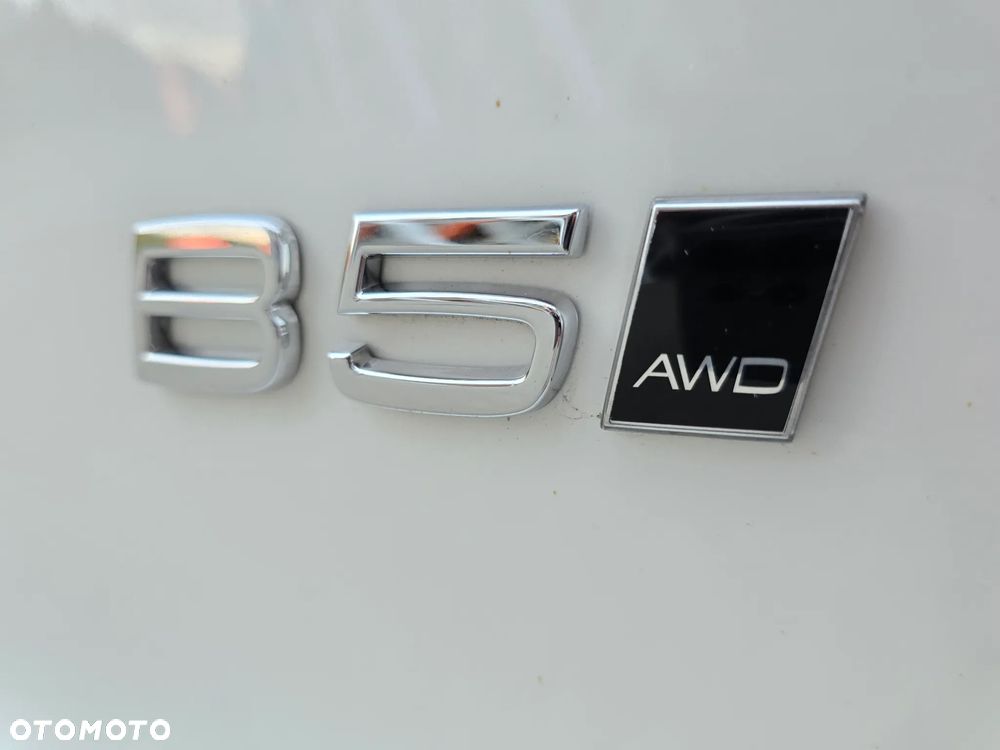 Volvo XC 40 B5 B AWD Ultimate Bright - 24