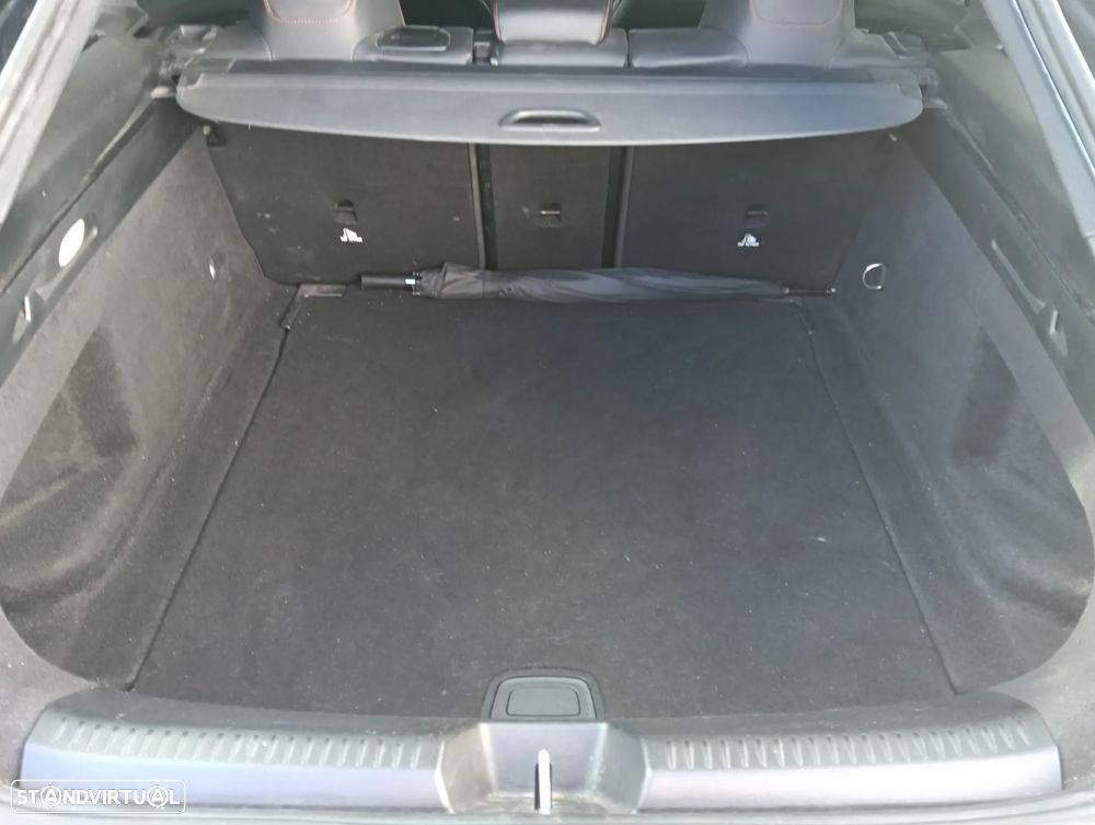 Mercedes-Benz CLA 180 d Shooting Brake AMG Line Aut. - 13