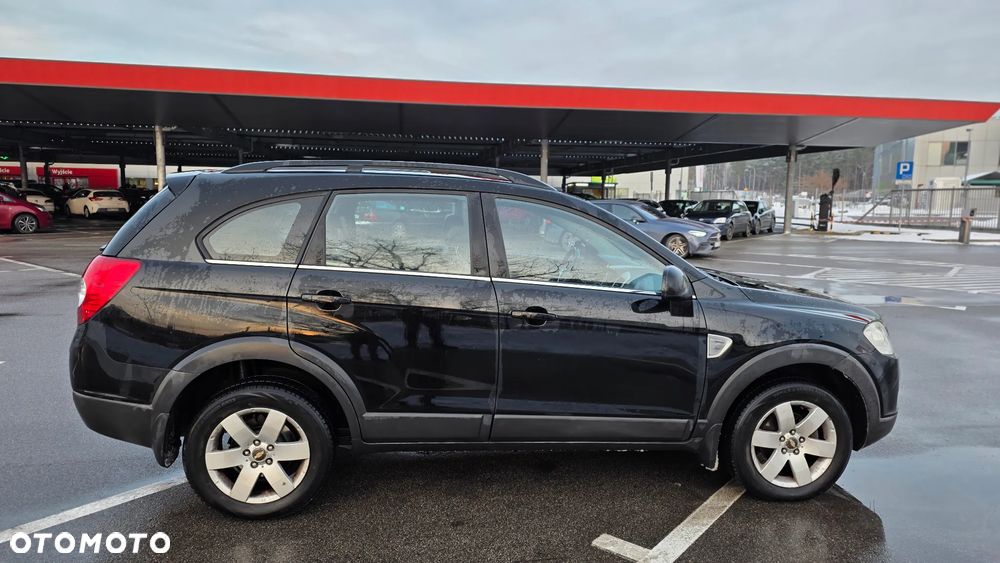 Chevrolet Captiva 2.0 d LT base 5os - 6
