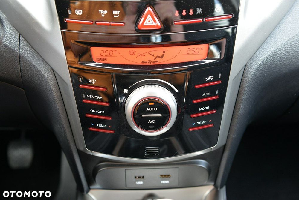 SsangYong/KGM Tivoli 1.6 Sapphire - 18