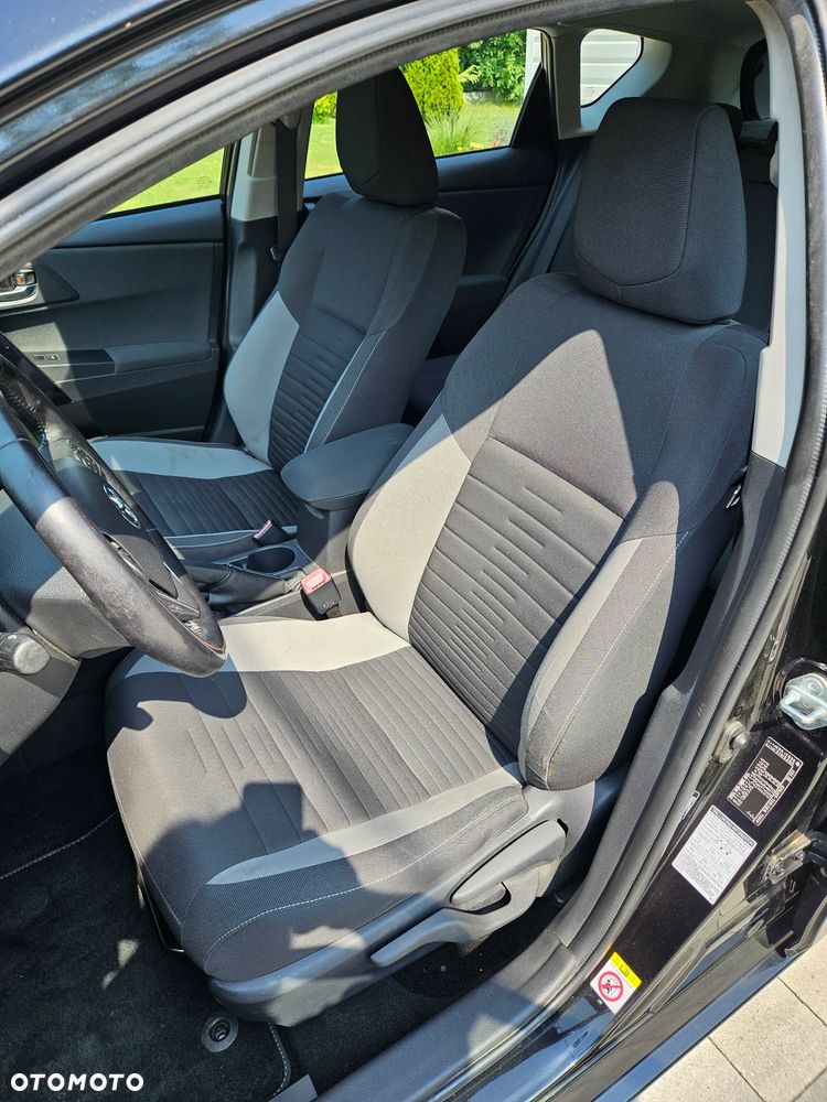 Toyota Auris 1.6 D-4D Edition S+ - 7