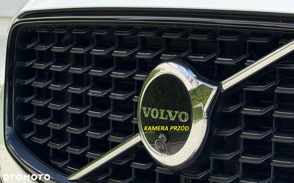 Volvo XC 60 B4 D Plus Dark - 29