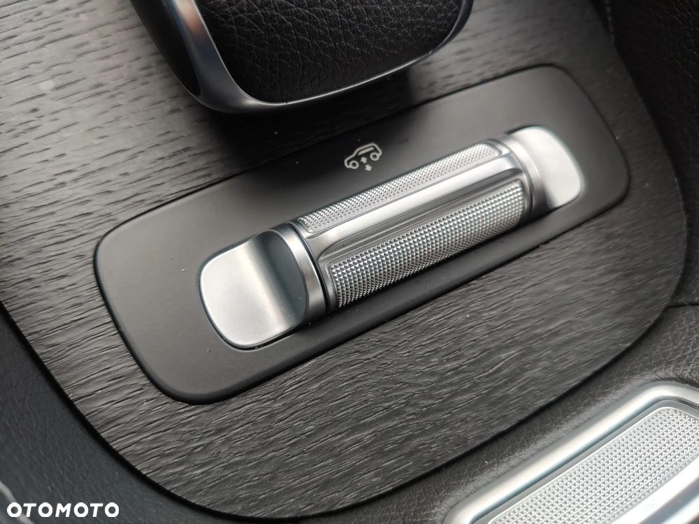 Mercedes-Benz GLE Coupe 300 d 4-Matic Premium Plus - 31