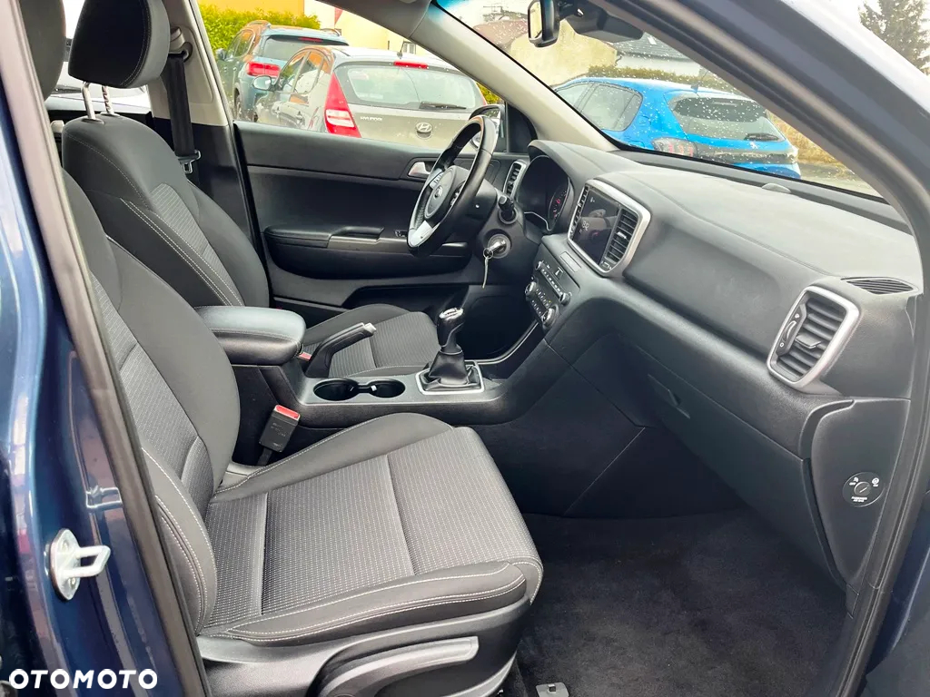 Kia Sportage 1.6 CRDI Black Edition 2WD - 6