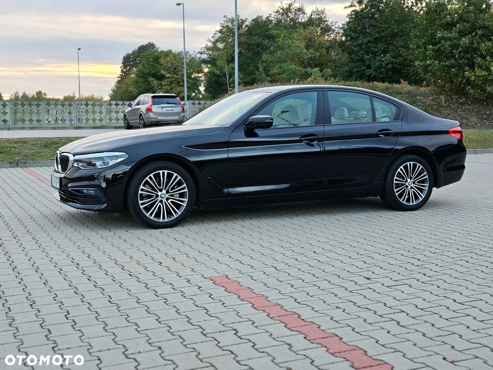 BMW Seria 5 530i xDrive Luxury Line - 15