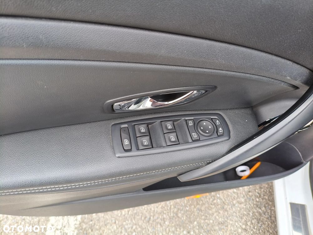 Renault Megane 1.2 16V TCe Energy Bose - 25
