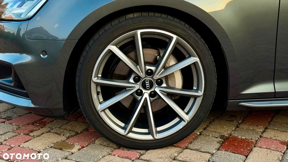 Audi A4 Avant - 10