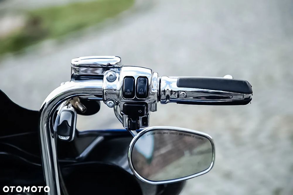 Harley-Davidson Touring Street Glide - 14