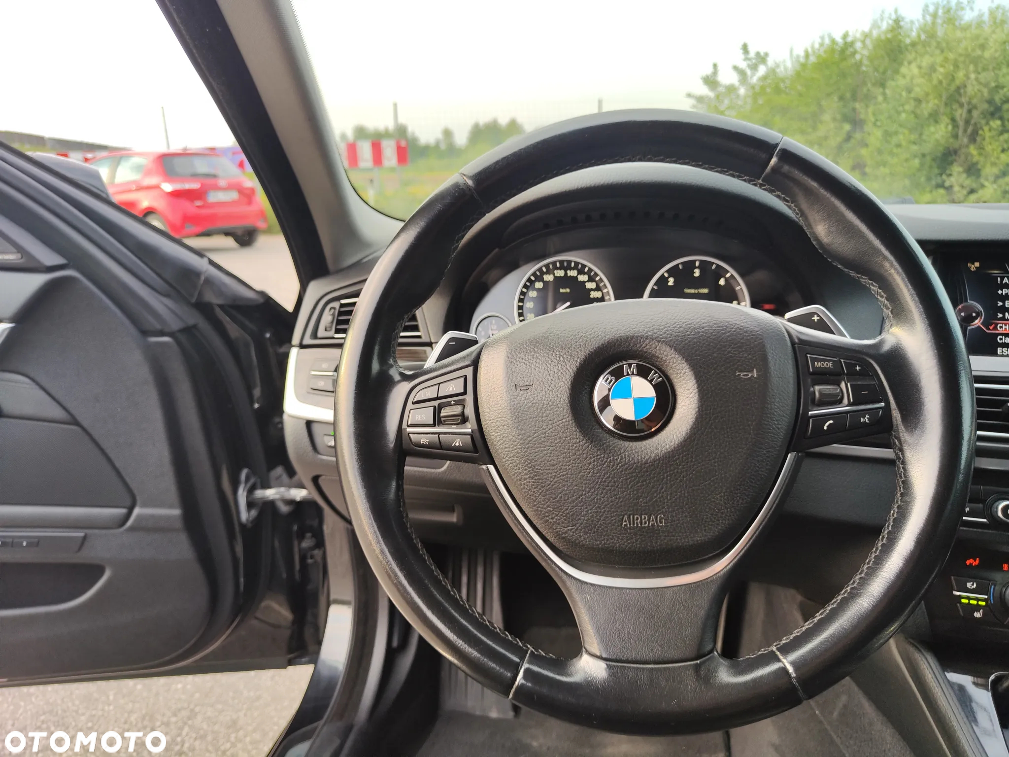 BMW Seria 5 530d xDrive Luxury Line - 10