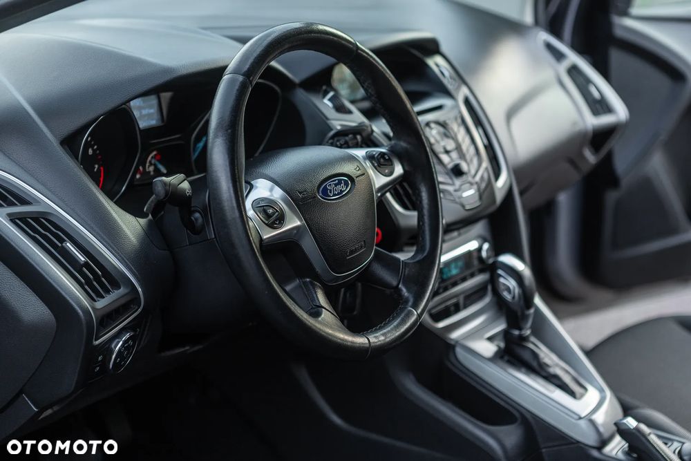Ford Focus - 13