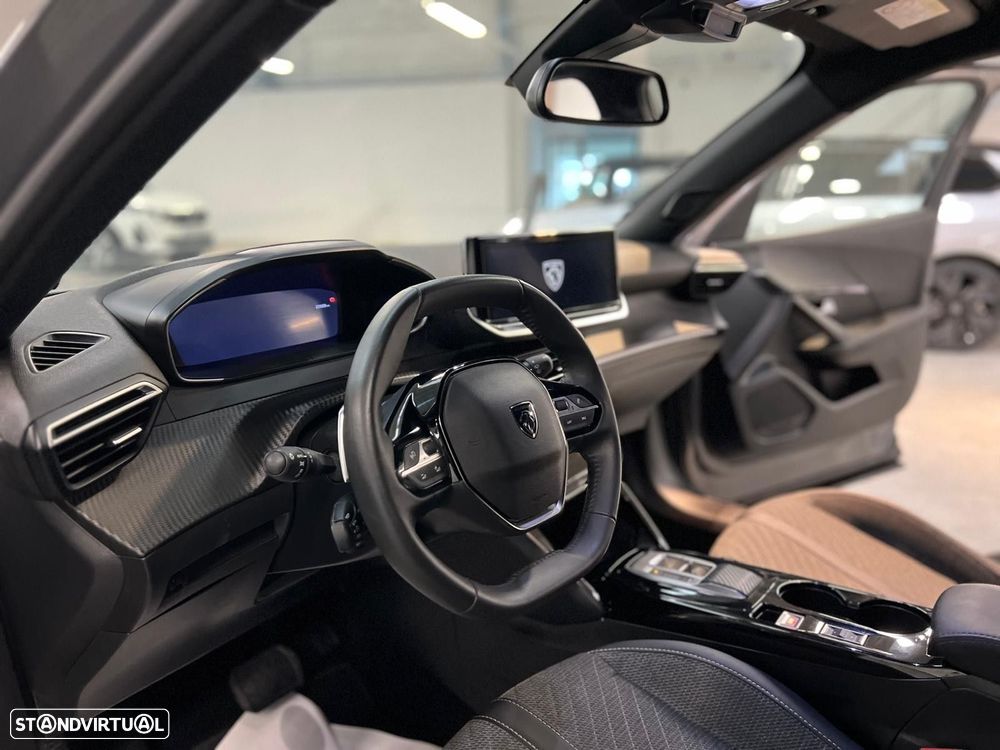 Peugeot 2008 1.2 Hybrid Allure e-DCS6 - 10