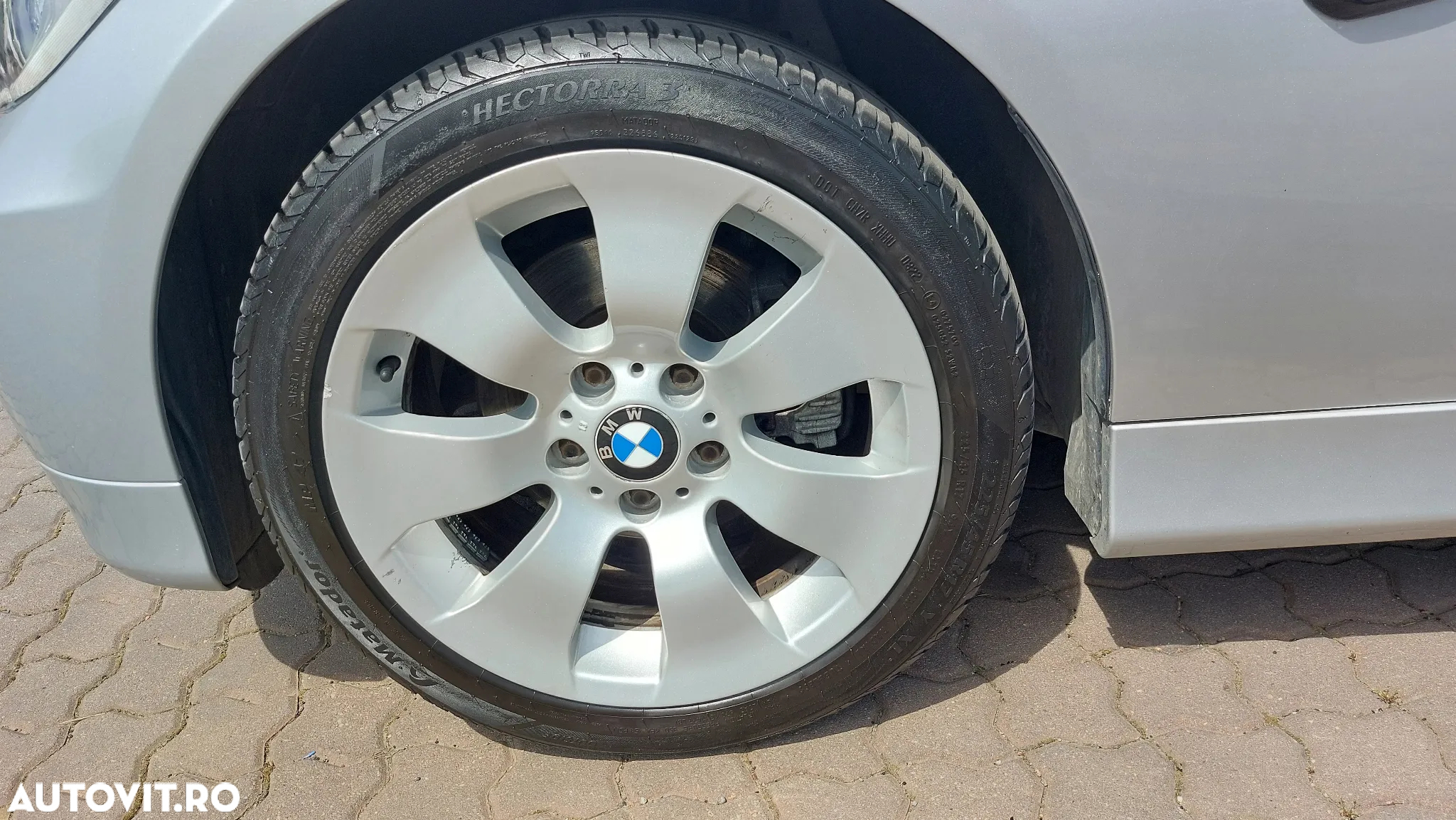 BMW Seria 3 320d Touring - 14