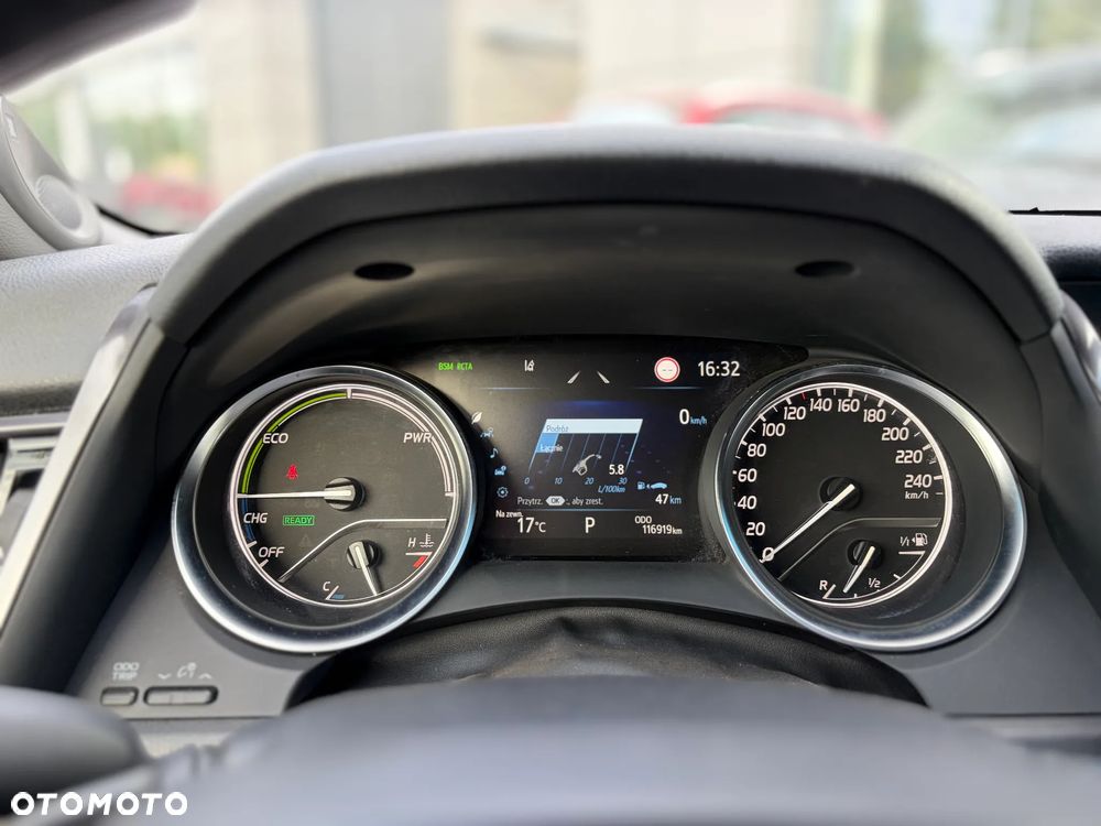 Toyota Camry 2.5 Hybrid Executive CVT - 8